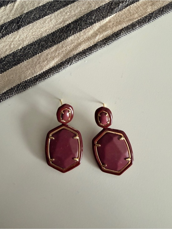 Kendra Scott Jewelry - Kendra Scott earrings